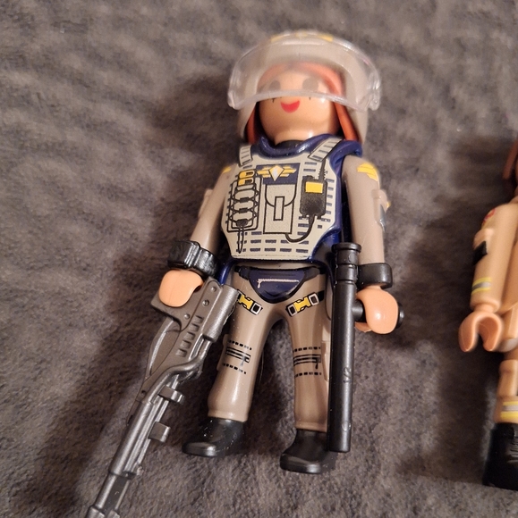 Playmobil Figures - Picture 4 of 4